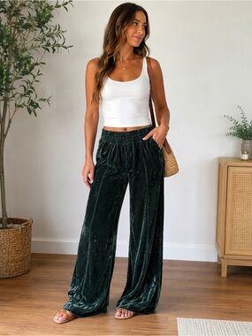 Free People Silk Blend Velvet Wide Leg Pants Green Size 2